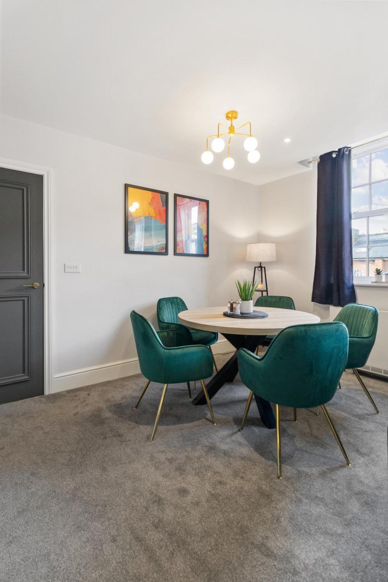 Whiskawaystays - Victoria House - Apartment 4 ウスター エクステリア 写真