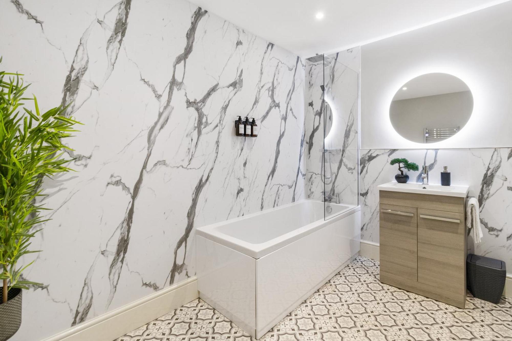Whiskawaystays - Victoria House - Apartment 4 ウスター エクステリア 写真